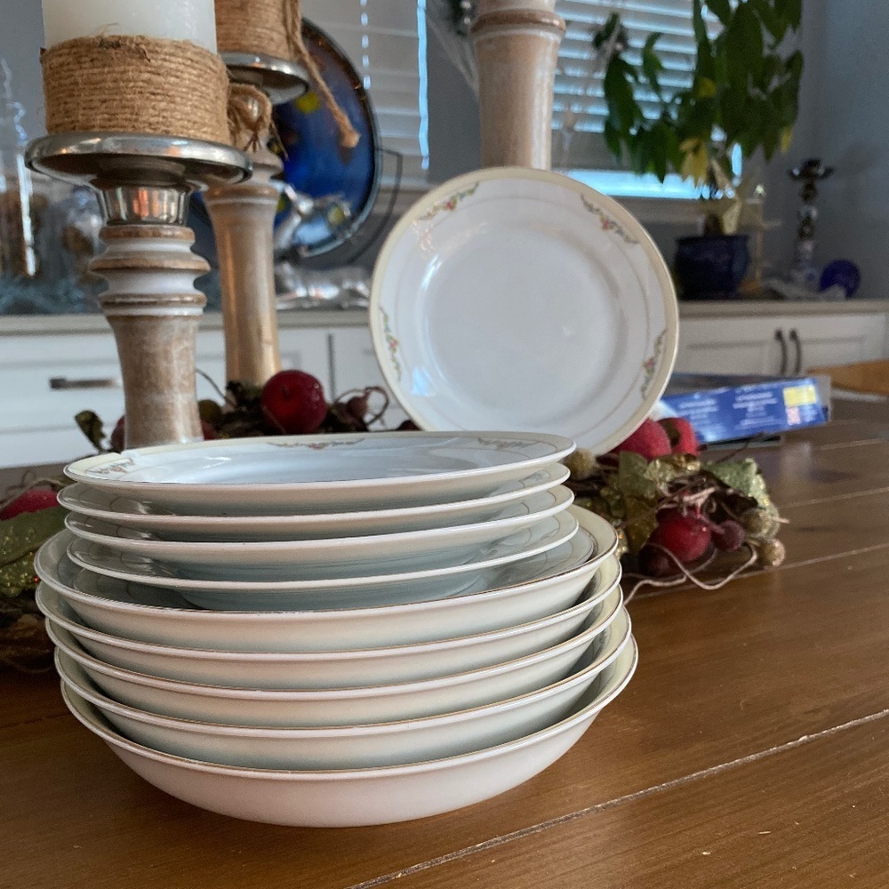 Noritake Roseleigh Fruit/DessertBowls & Bread/Butter plates Vintage 10pc.